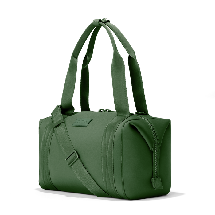 Landon Carryall in Pine, Medium