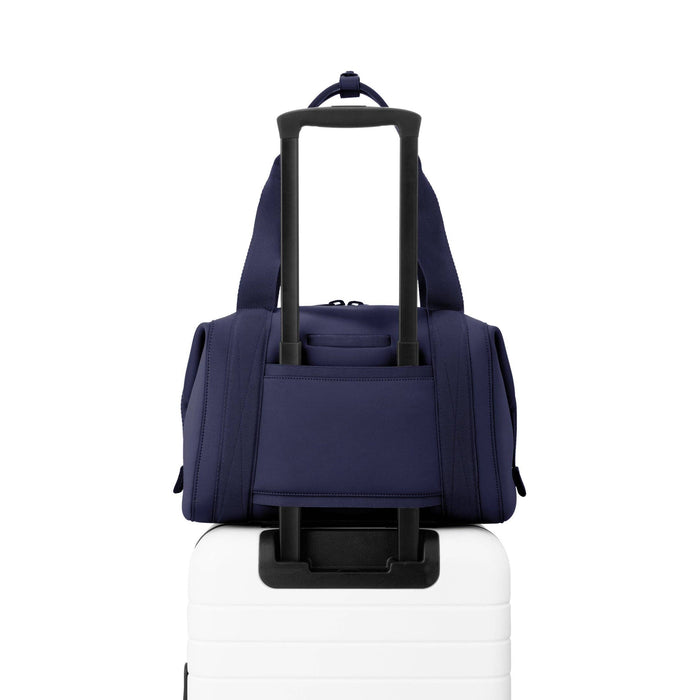 Landon Carryall in Storm, Medium
