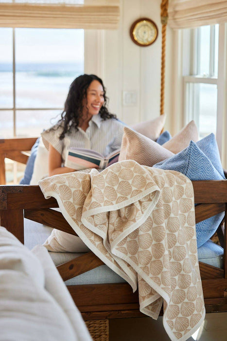 Seashells Oak Blanket: Original