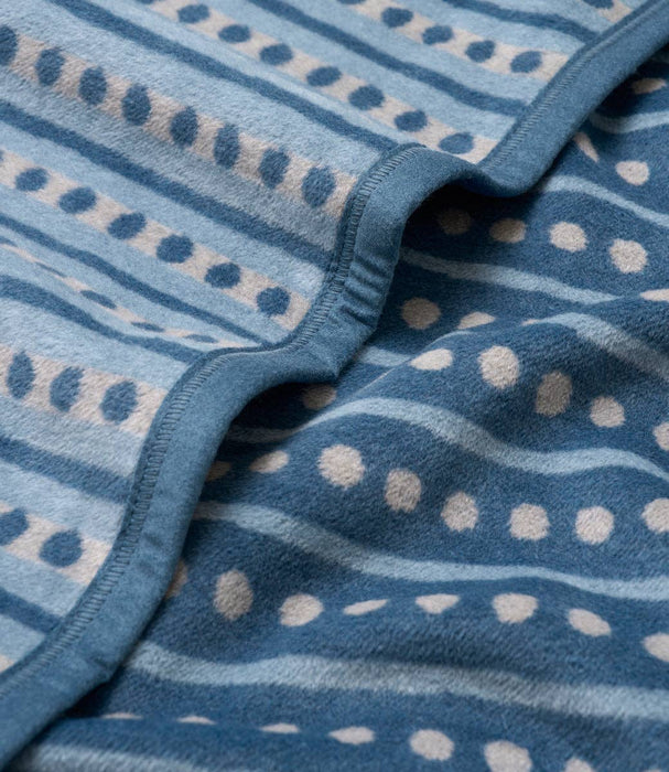 Beach Pebble Cornflower Blanket: Original