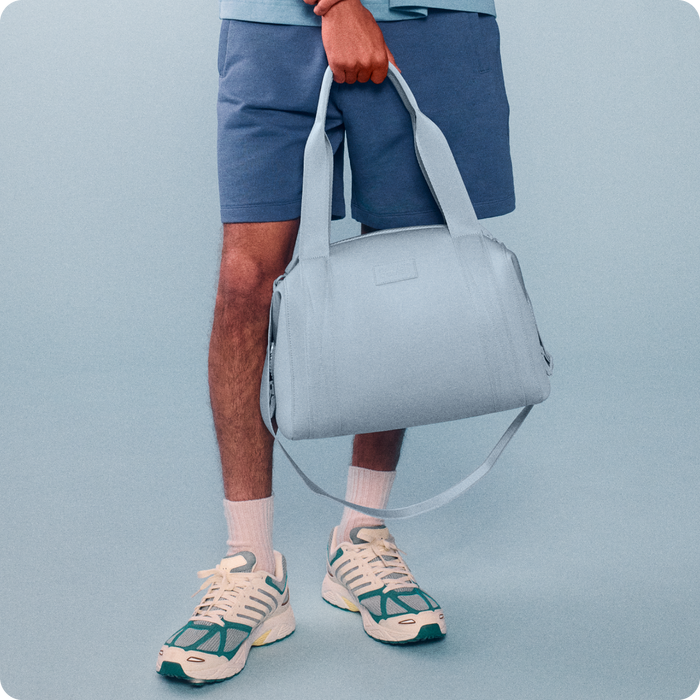 Landon Carryall in Daylight, Medium
