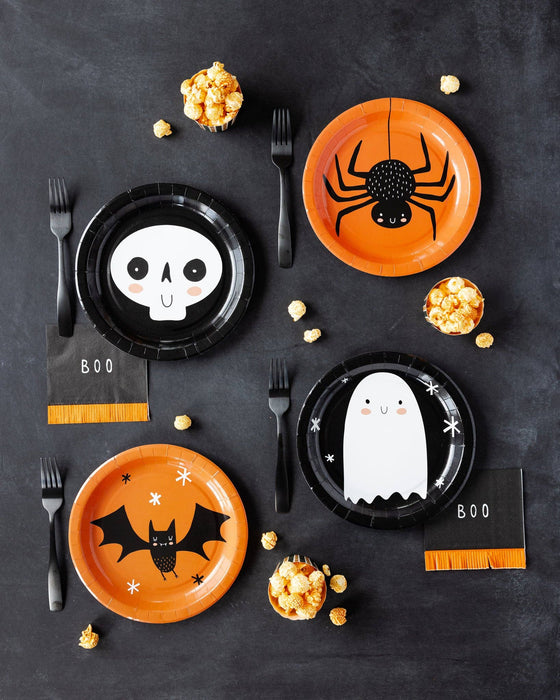 Icon Assorted Halloween Plate Set
