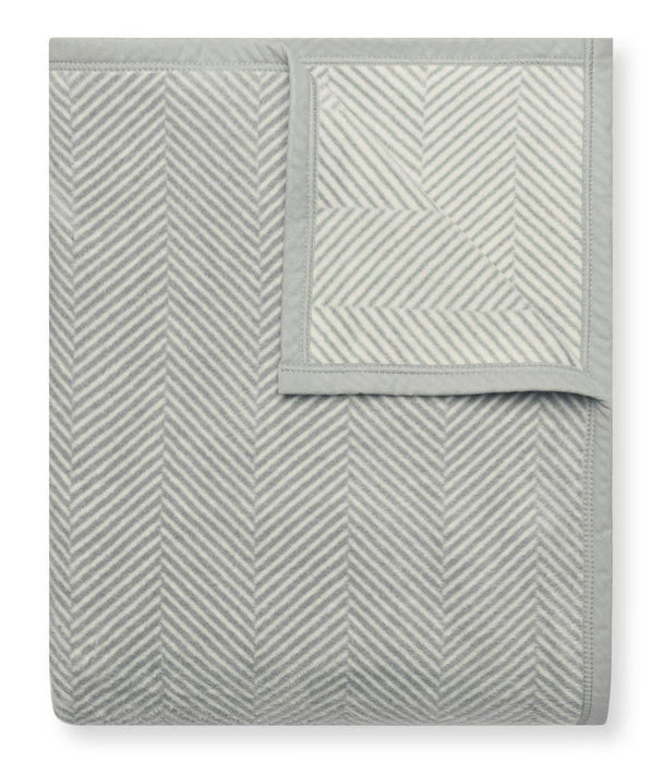Harborview Herringbone Light Grey Blanket: Family-Size