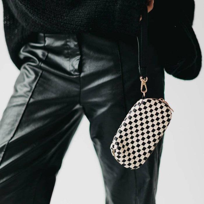 Dylan Woven Sunglass Case Wristlet | Checkered Brown