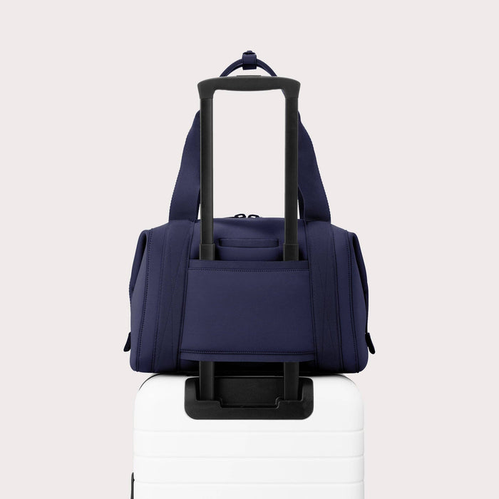 Landon Carryall in Storm, Medium