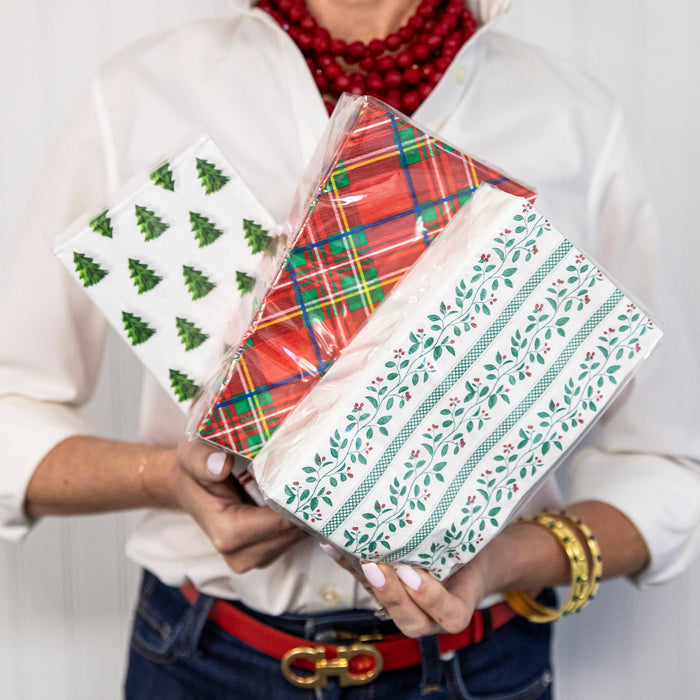Christmas Berries Guest Towels