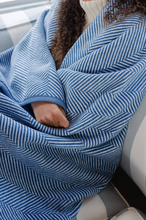 Harborview Herringbone Cornflower Blanket Original
