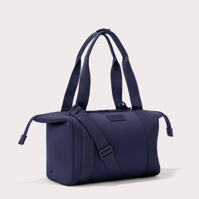 Landon Carryall in Storm, Medium