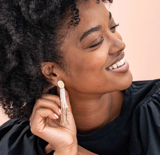 Mae Brass Oval Fringe Earring | Ivory (CBER1600I)