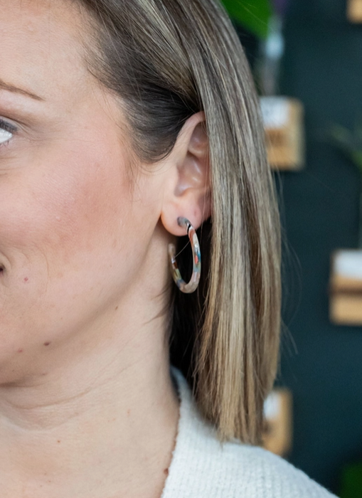 Multicolor Camy Med Hoop Earrings