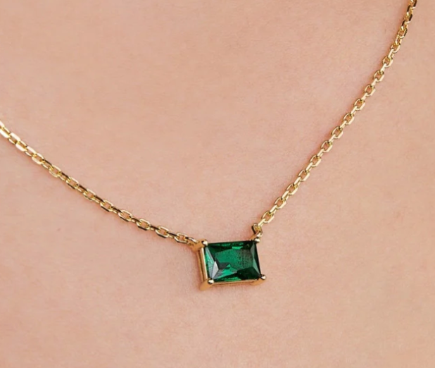 Horizontal Baguette Necklace | Emerald (May)