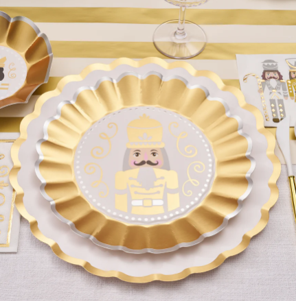 Gilded Nutcracker Wavy Dinner Plate