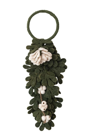 Felt Mistletoe Door Hanger
