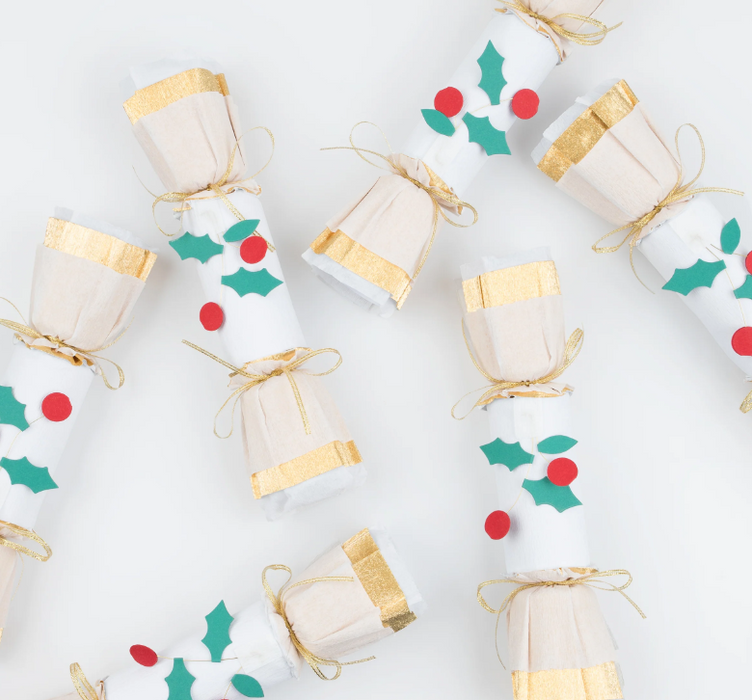 Holly Berry & Gold Crackers