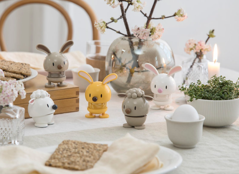 Small Hoptimist Bunny | White