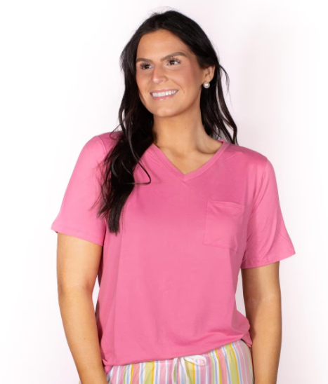Highlands V-Neck Pocket Tee | Pink