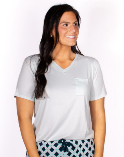 Highlands V-Neck Pocket Tee | Ice