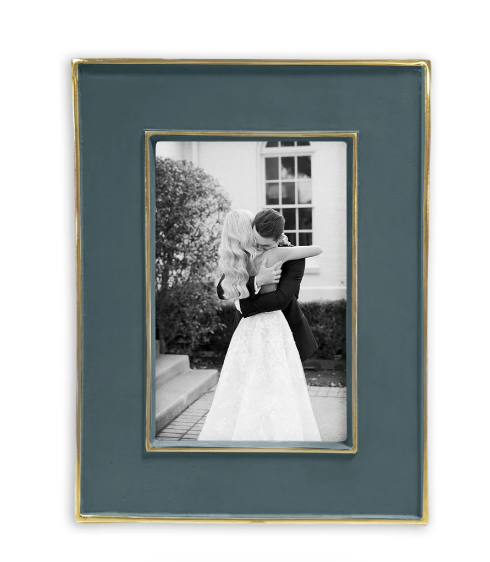 8832 Midnight Encanto Jason 4x6 Frame