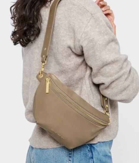 Nylon-Luxe Belt Bag | Taupe