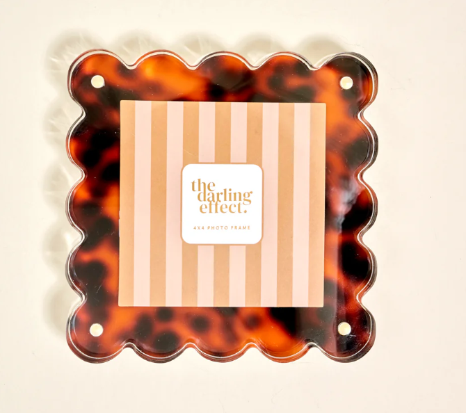 Square Scallop Acrylic Frame | Tortoise