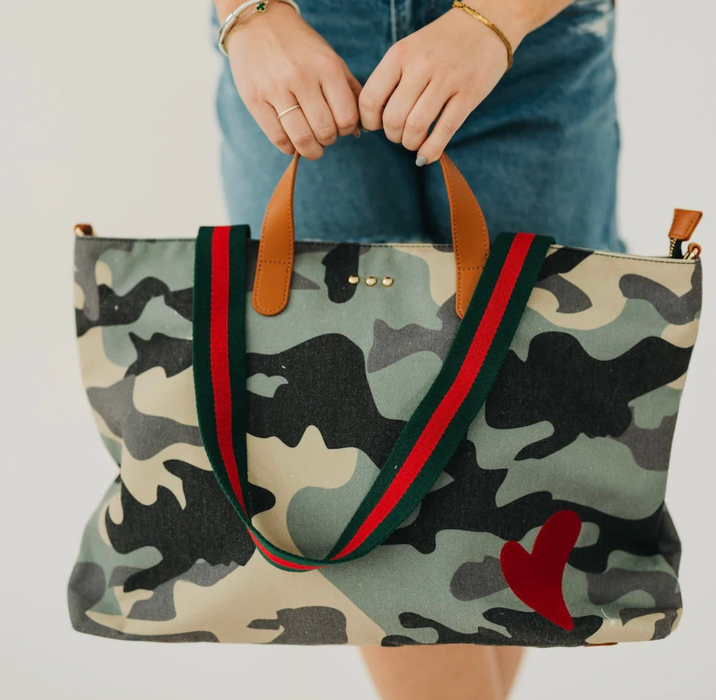 Chelsie Canvas Tote | Camo
