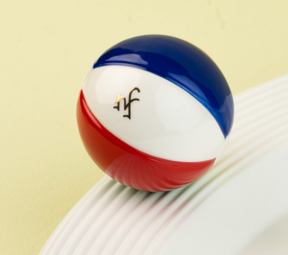 Red White Blue Beach Ball (A458)