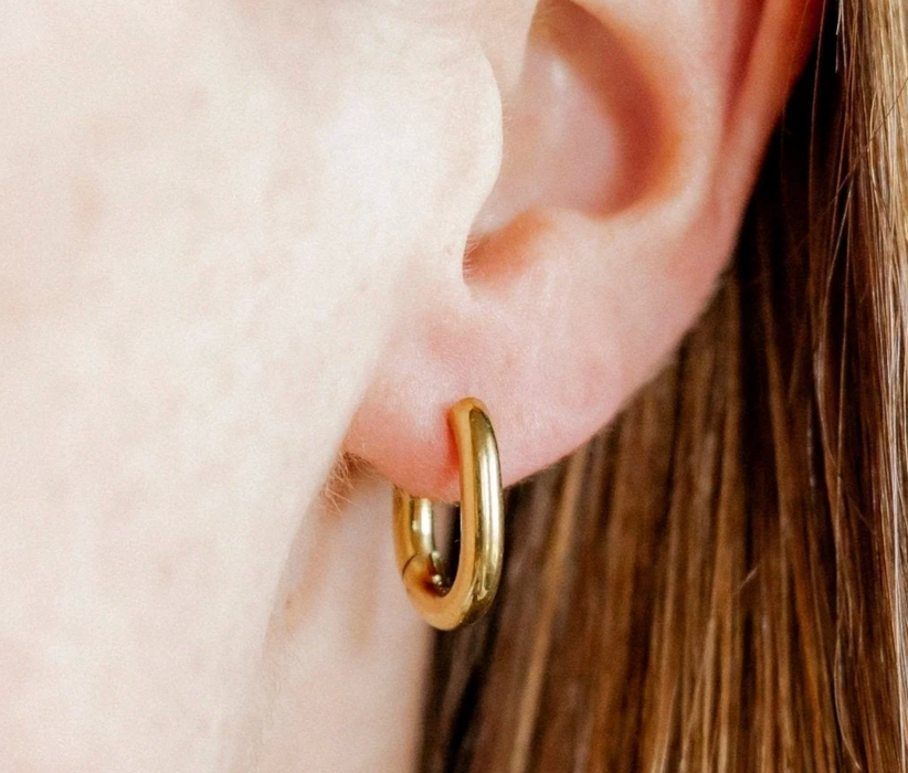 Sutton 16mm Huggie Earrings