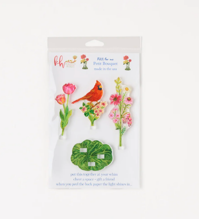 Cardinal Petite Bouquet