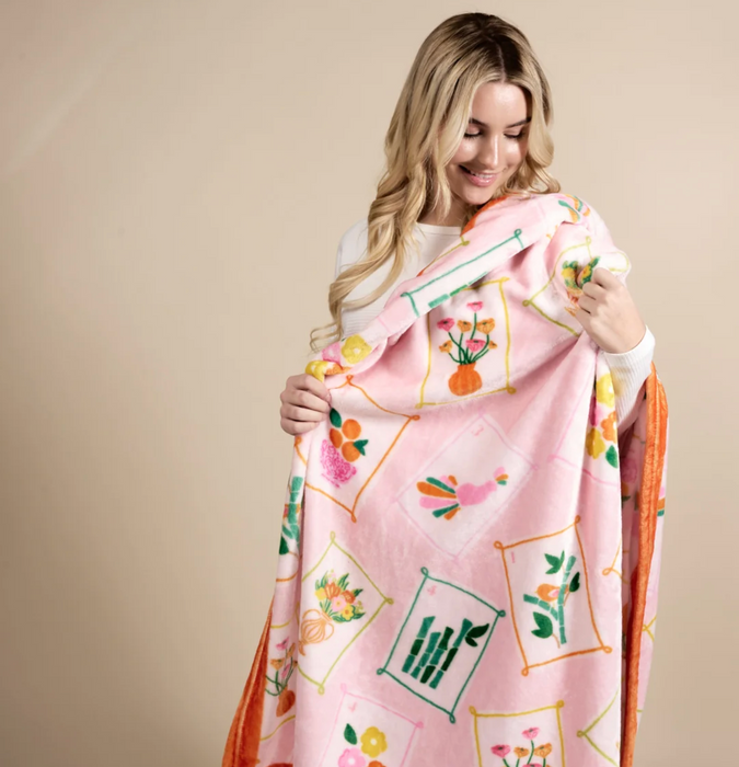 Snuggle Up Plush Blanket | It's Mahj Time