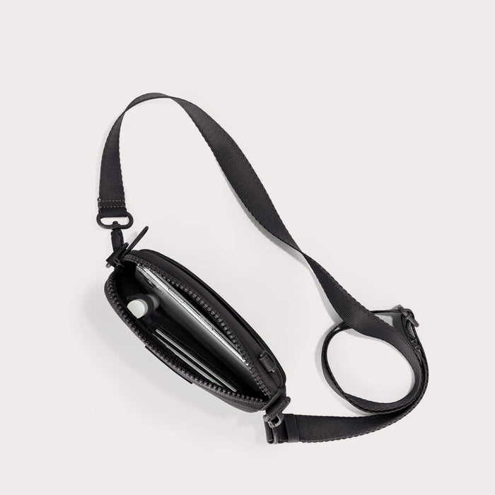 Mara Phone Sling in Onyx