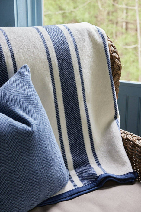Dockside Stripe Navy Blanket Original