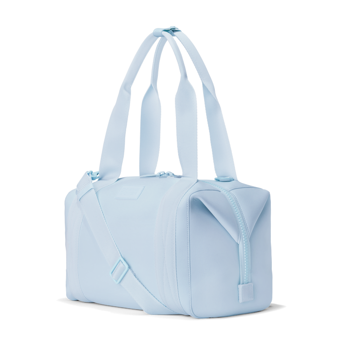 Landon Carryall in Daylight, Medium