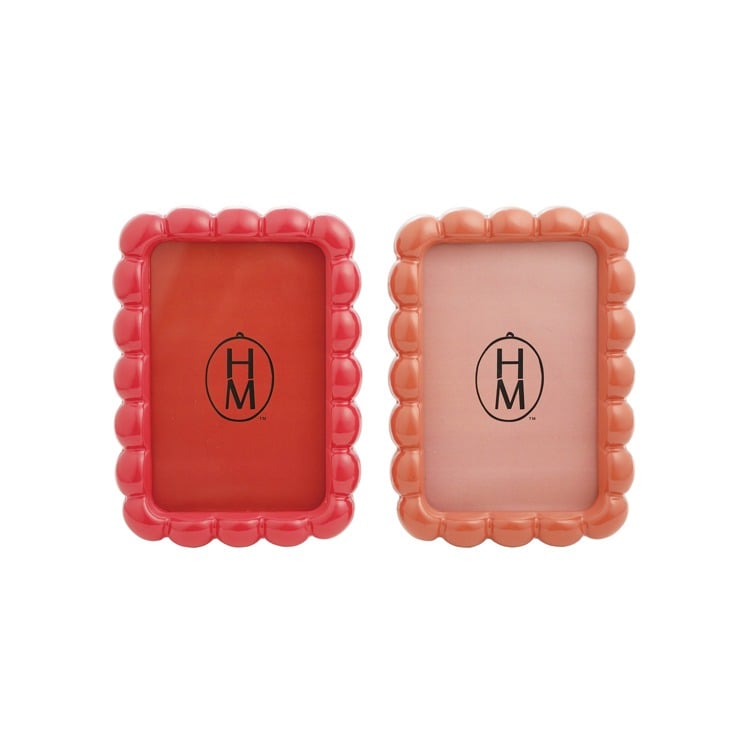 Resin Scalloped Photo Frame, 2 Colors