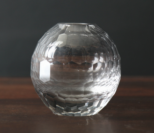 2282 GLASS Round Faceted Bud Vase