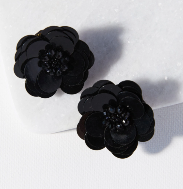Black Flower Earring (HHER0102)