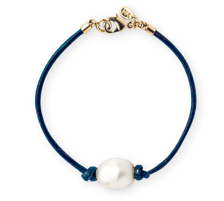 Seas the Day Pearl Knot Bracelet