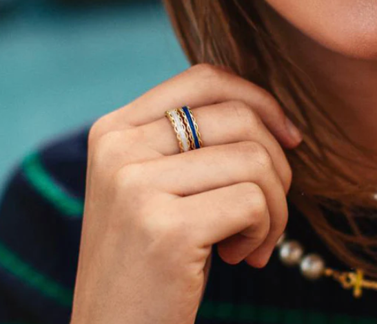 Scalloped Ring | Navy | 8