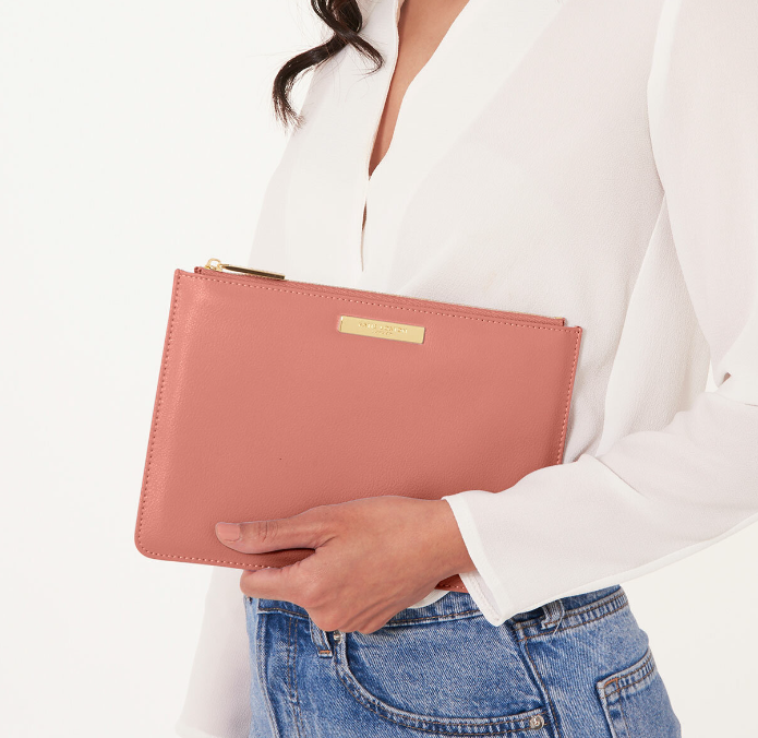 Soft Pebble Pouch | Salmon Pink