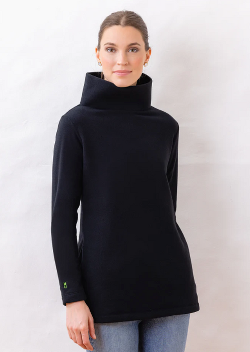 Cobble Hill Turtleneck | Black